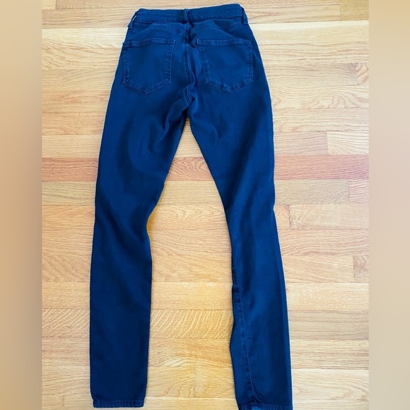 Top Shop Moto Leigh Two Pairs Jeans Black and Light Wash Ripped Jeans, 25 x 32 - Picture 5 of 13